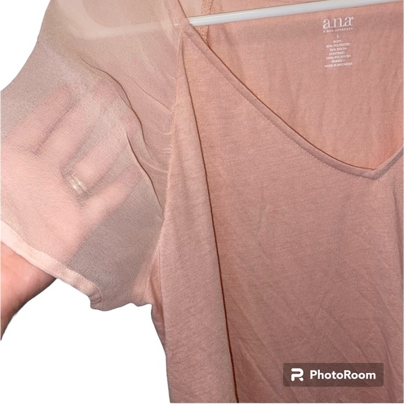 5/$20 Blush Pink Mixed Media V-Neck Tee - Picture 4 of 5